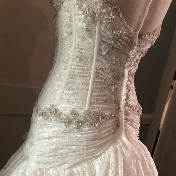 Michelle Roth Marina Wedding Dress - Picture 6 of 6